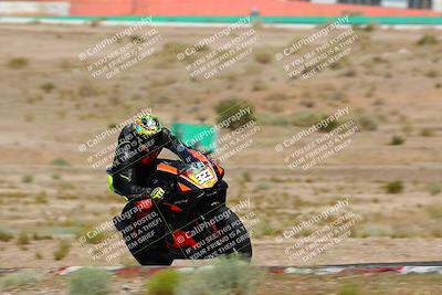 media/Jun-05-2022-WERA (Sun) [[64b01df28d]]/Practice Races/5-750 cc and Up Novices/